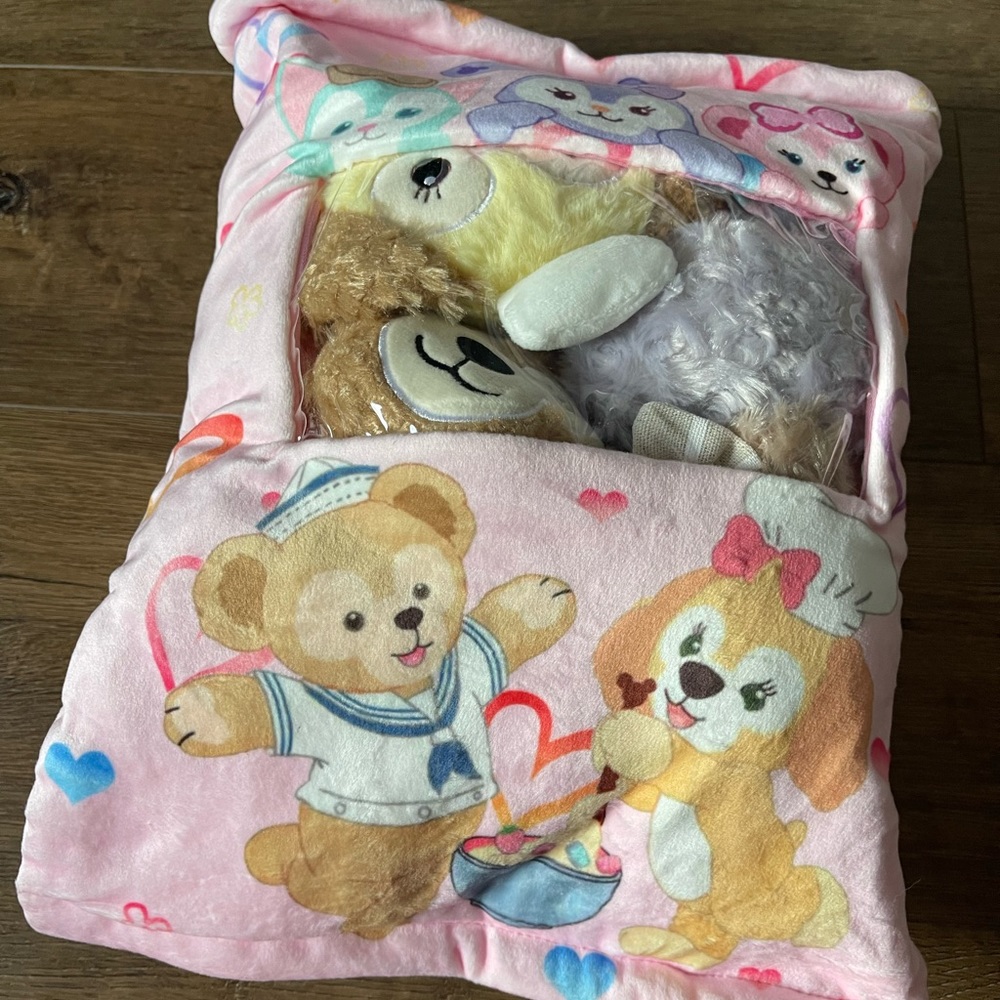 DISNEY-NWOT Duffy’s Friends Plushies Bag-4 Plushes Included - Picture 12 of 12